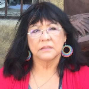 Meet your Posher, Yolanda